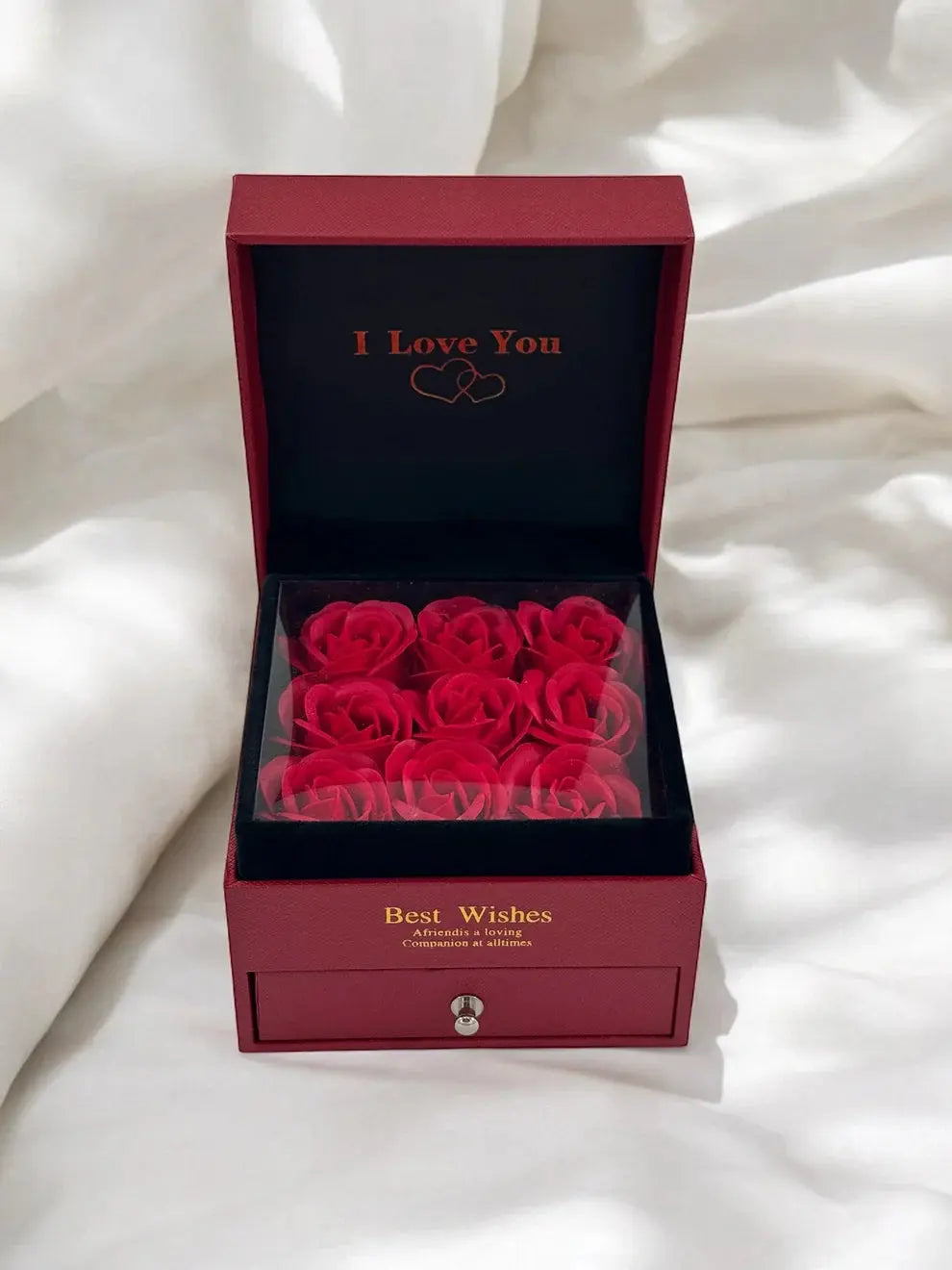 Güllü Takı Kutusu.