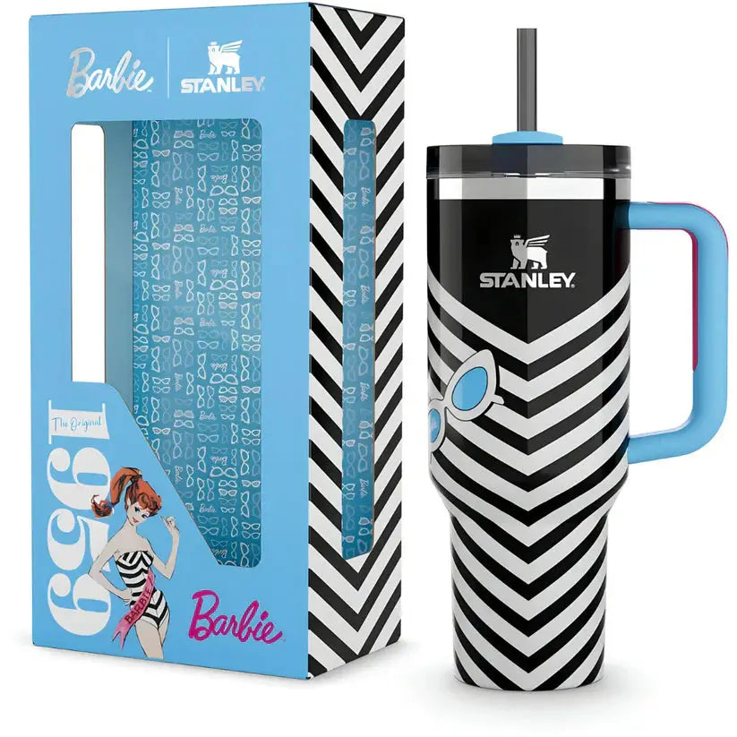 Stanley termos çeşitleri ile sıcak ve soğuk içeceklerinizi uzun süre muhafaza edin! Stanley pipetli termos, Stanley kahve termosu ve Stanley mug termos modelleri, günlük kullanım için idealdir. Stanley kulplu termos ve Stanley outdoor termos 1.3 lt, doğa tutkunları için mükemmel bir seçim sunar. Şık tasarımıyla Stanley Barbie termos ve Stanley termos pembe, tarzınıza renk katar. Stanley termos en ucuz fiyat seçenekleriyle kaliteli ve dayanıklı bir kullanım sunarken, Stanley termos çanta ile taşıması da oldu
